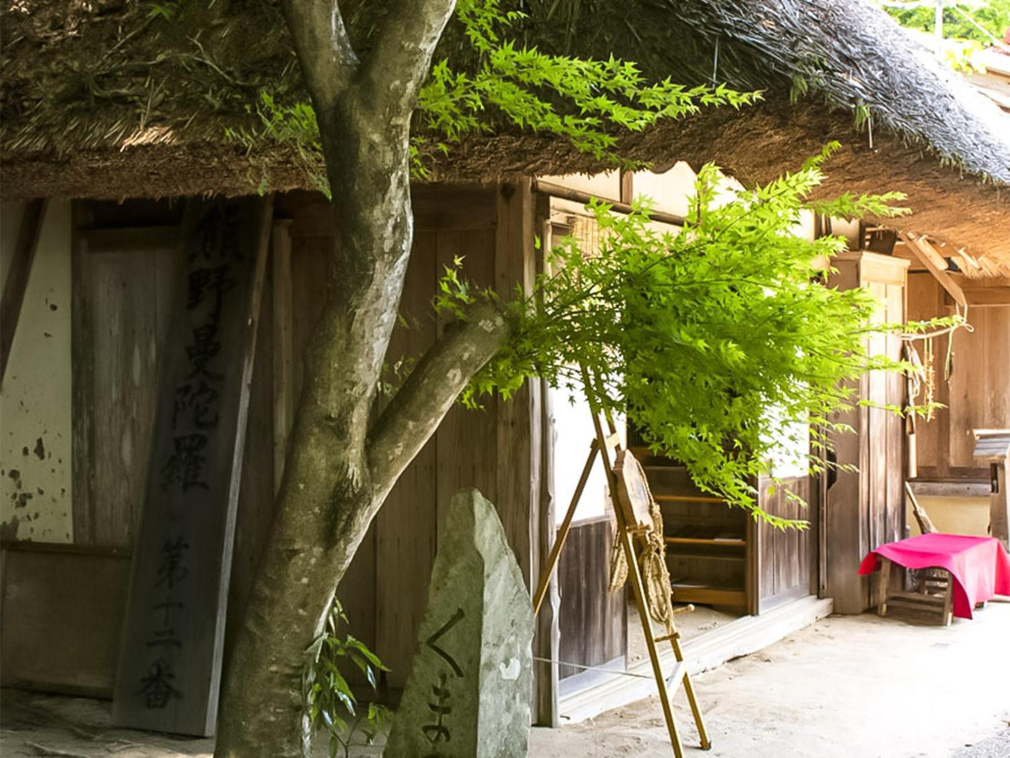 Guest Cafe Kuchikumano Kamitondacho Exterior foto